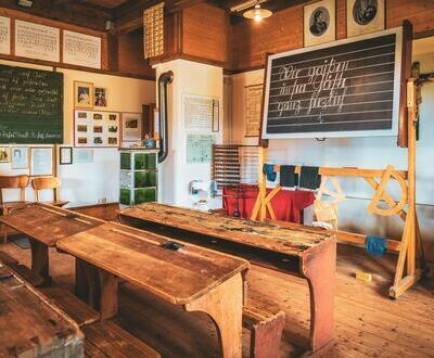 Schulbänke Heimatmuseum Hotzenwald Schulbänke Heimatmuseum Hotzenwald